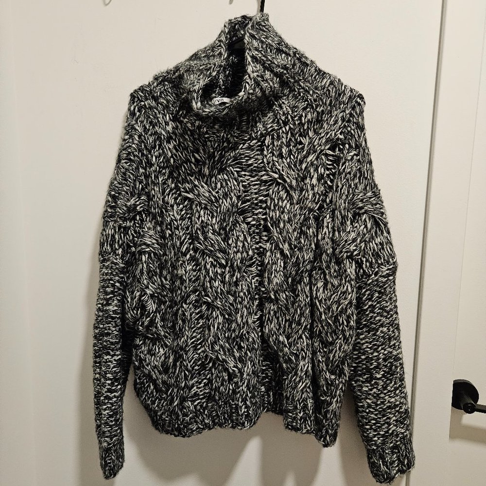 Chunky Turtleneck Knit Sweater